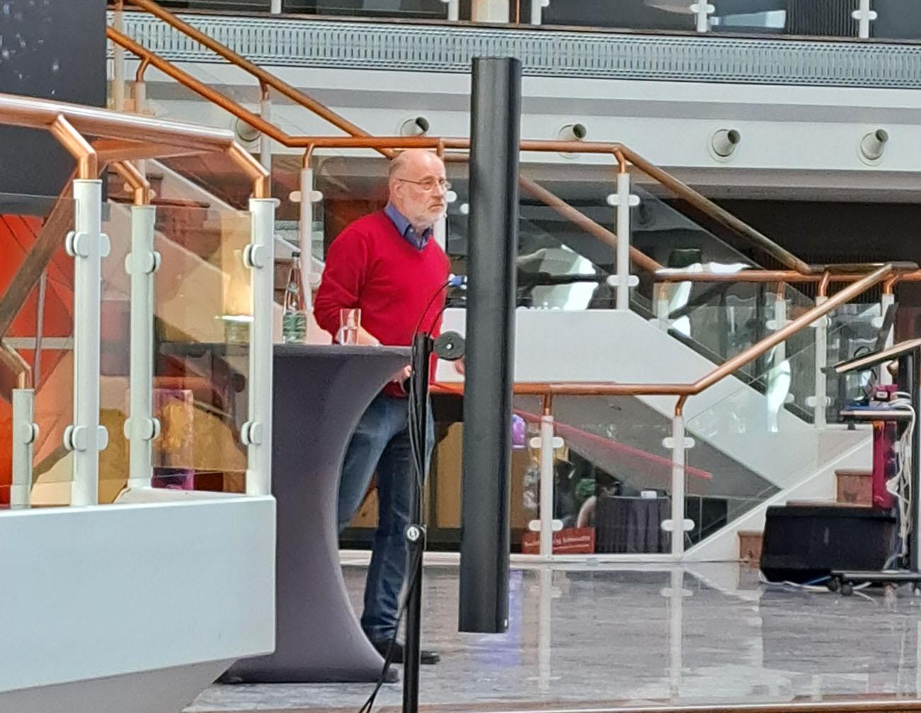Prof. Dr. Harald Lesch live in Schkeuditz