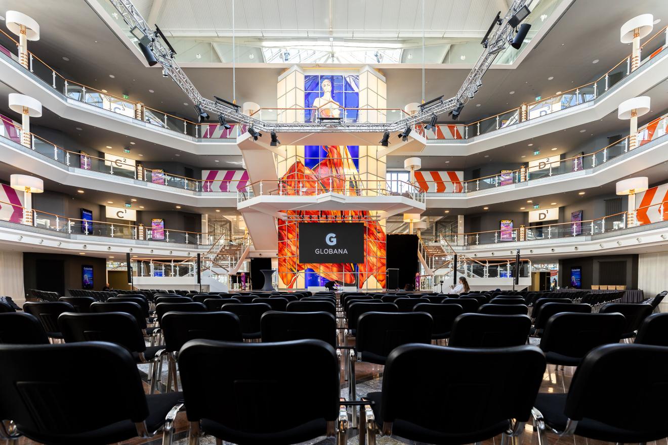 Prof. Dr. Harald Lesch live in Schkeuditz © globana & Planetarium Schkeuditz